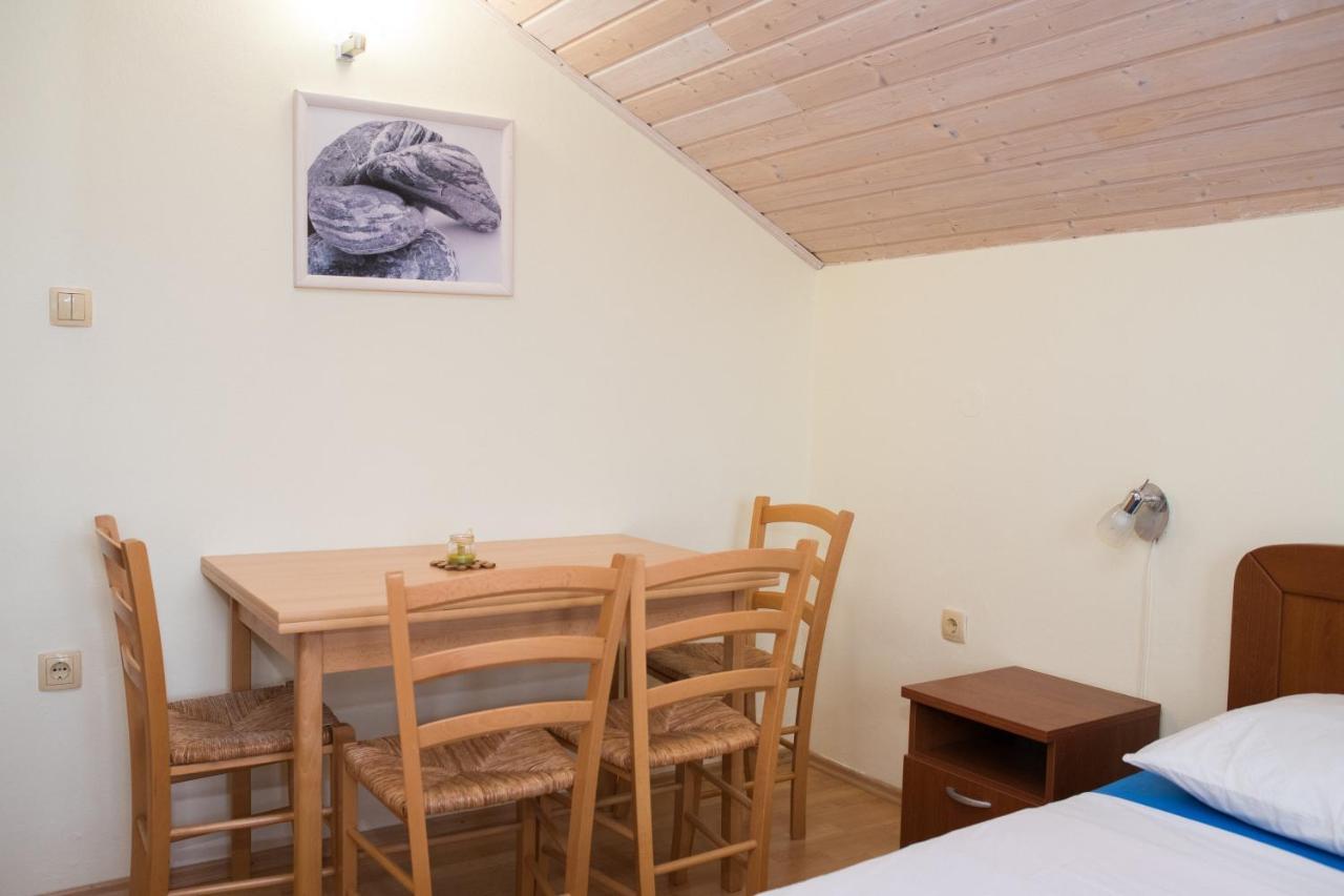 Apartment Dalmatien Raslina Экстерьер фото