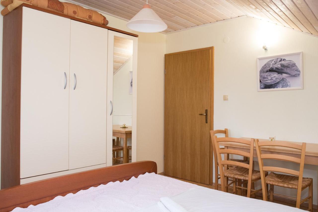 Apartment Dalmatien Raslina Экстерьер фото